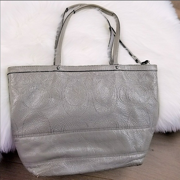 COACH Gray Textured Leather Signature Tote Bag - Picture 2 of 8